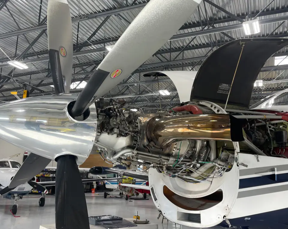 Turboprop engine with the cowling open in the Qmulus hangar